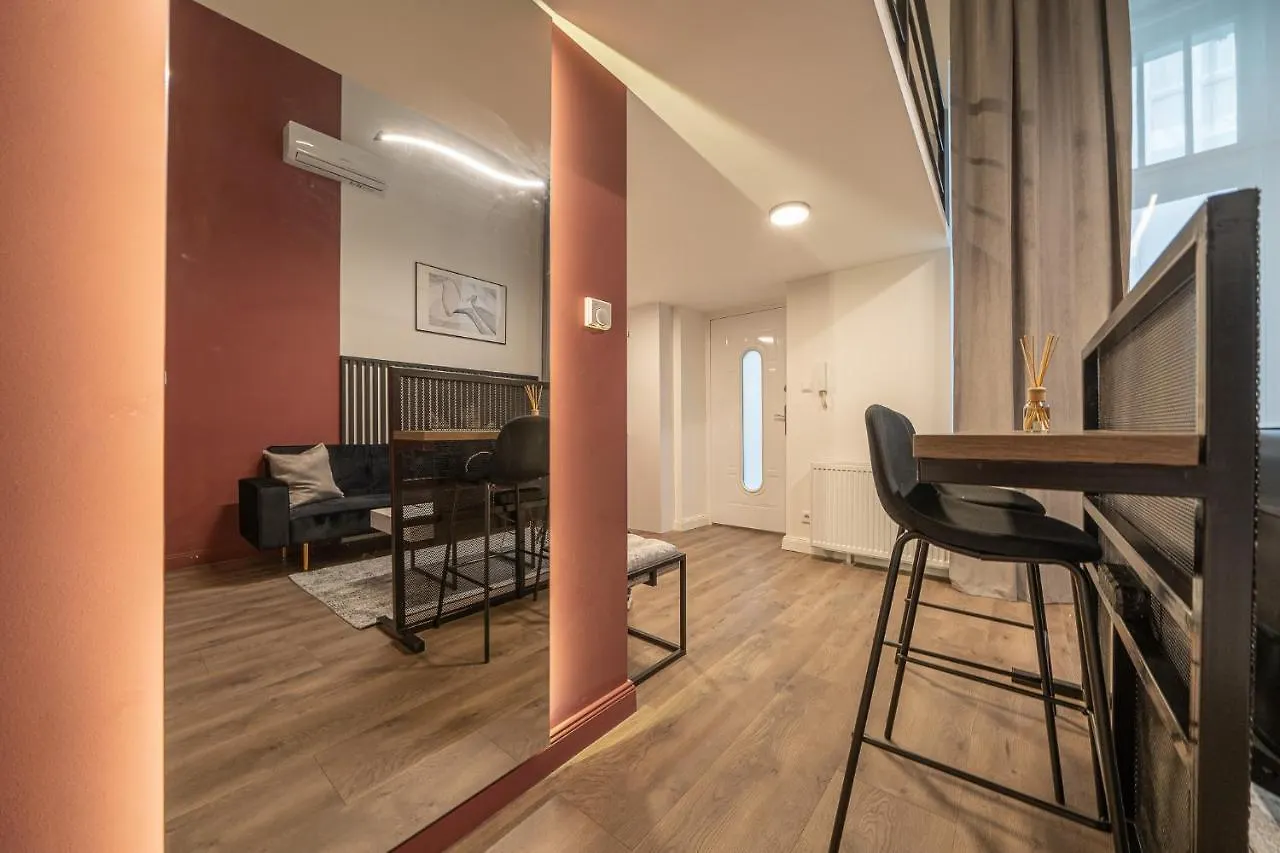 D37 - Dohany Street Urban Suite - Best Location By Bqa Budapešť